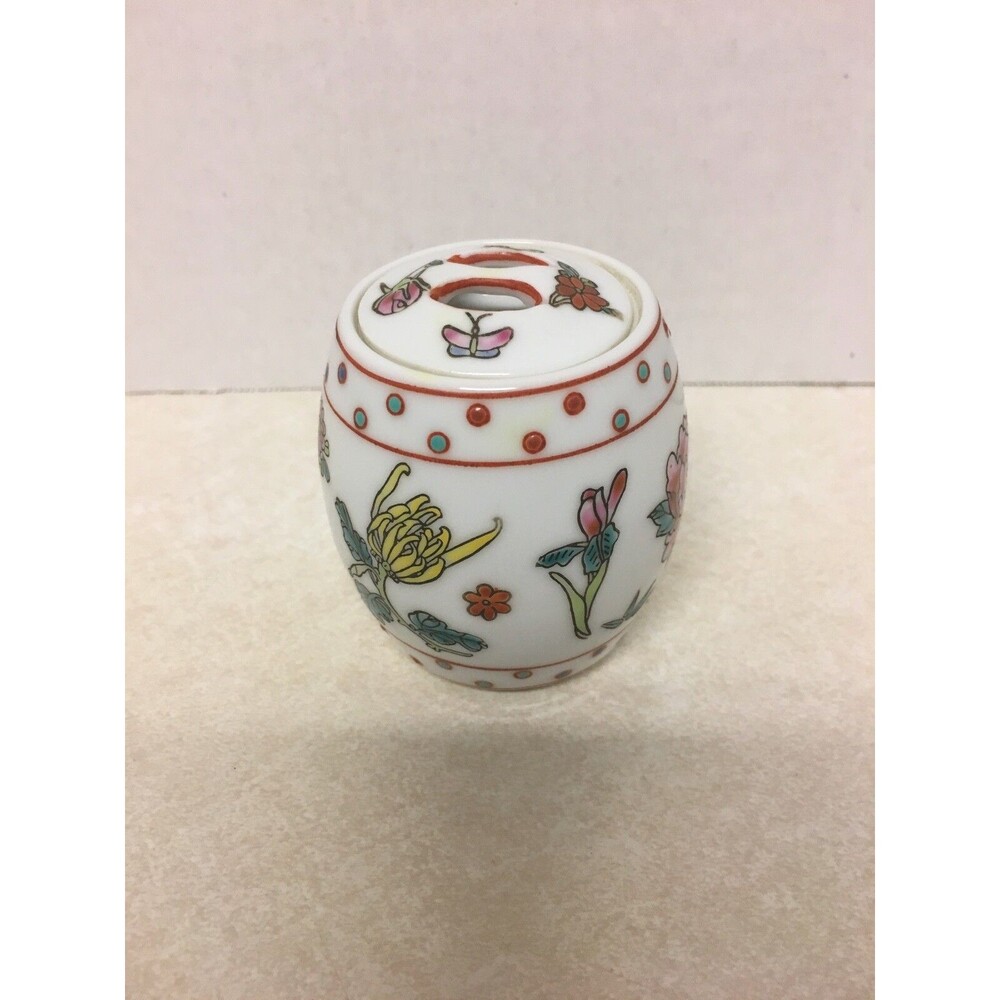 Vintage Porcelain Chinese Barrel Shaped Covered Trinket Box
